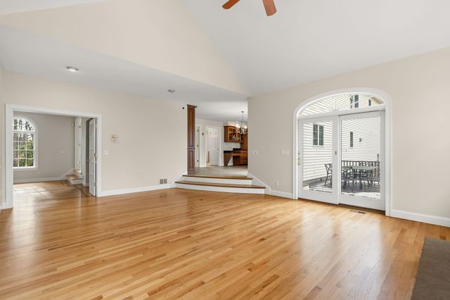 69 Exeter Road, North Hampton, NH 03862