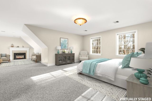 69 Exeter Road, North Hampton, NH 03862