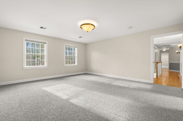 69 Exeter Road, North Hampton, NH 03862