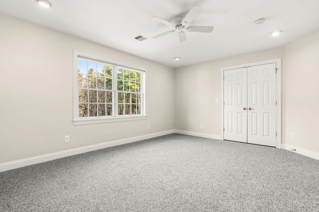 69 Exeter Road, North Hampton, NH 03862