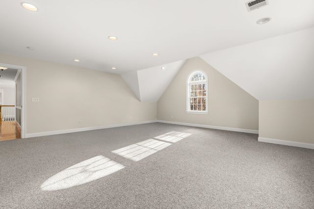 69 Exeter Road, North Hampton, NH 03862