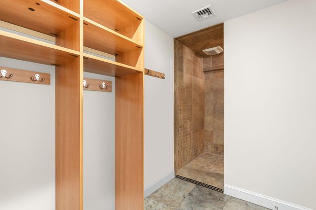 69 Exeter Road, North Hampton, NH 03862