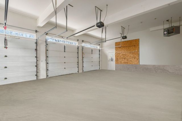 69 Exeter Road, North Hampton, NH 03862