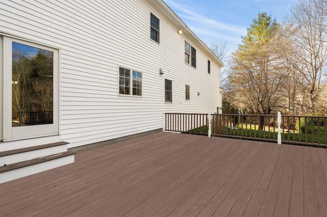 69 Exeter Road, North Hampton, NH 03862