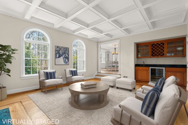 69 Exeter Road, North Hampton, NH 03862