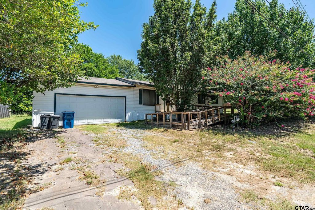 309 McDaniel, Mineola, TX 75773