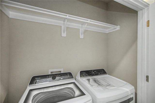 401 S 29th, Rogers, AR 72758