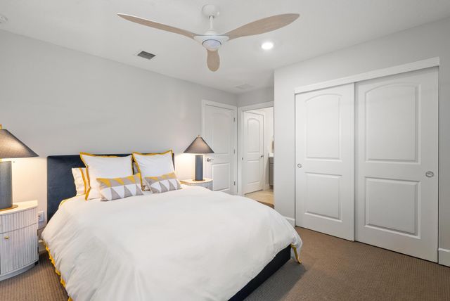 137 Cinder Dunes Point, Jupiter, FL 33478