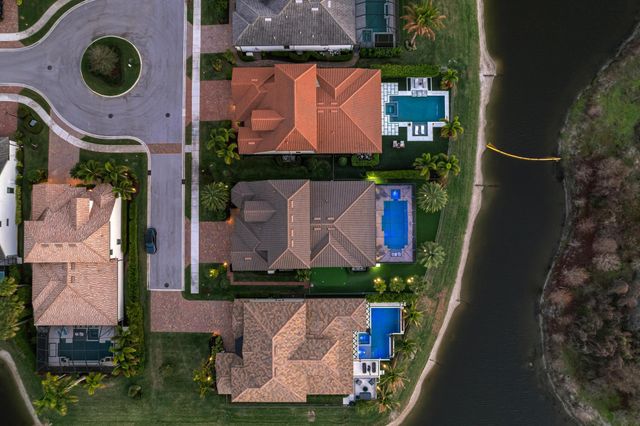 137 Cinder Dunes Point, Jupiter, FL 33478