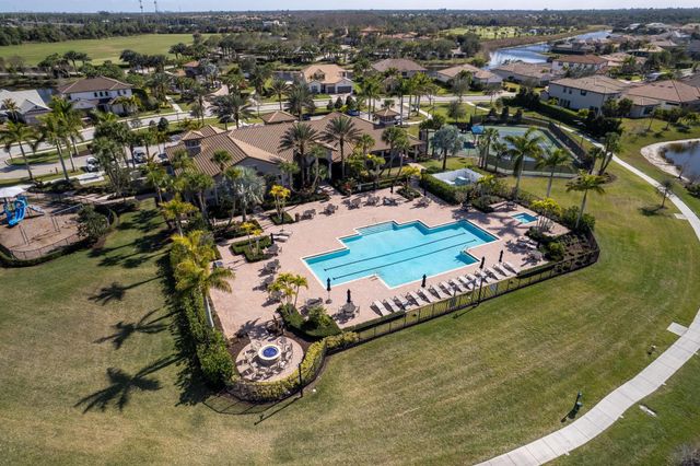 137 Cinder Dunes Point, Jupiter, FL 33478