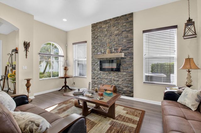 4325 Key Lime Boulevard, Boynton Beach, FL 33436