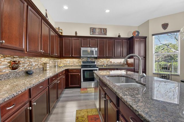 4325 Key Lime Boulevard, Boynton Beach, FL 33436