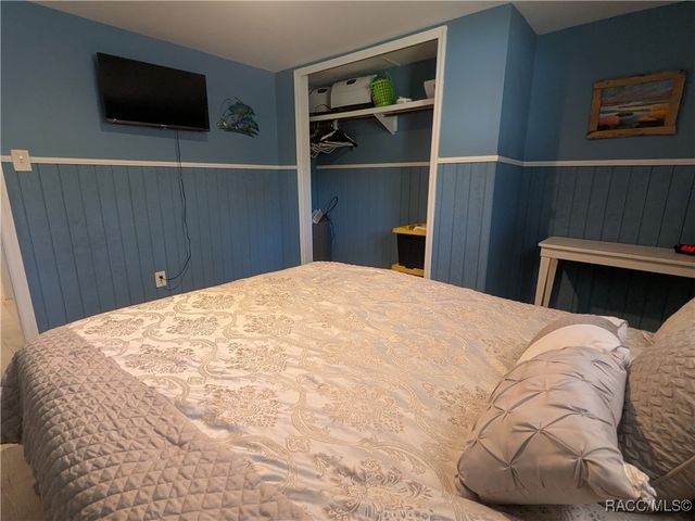 35 63rd Street, Yankeetown, FL 34498