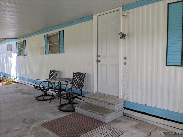 35 63rd Street, Yankeetown, FL 34498