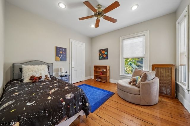 340 Crosson Pl, North Plainfield Boro, NJ 07063
