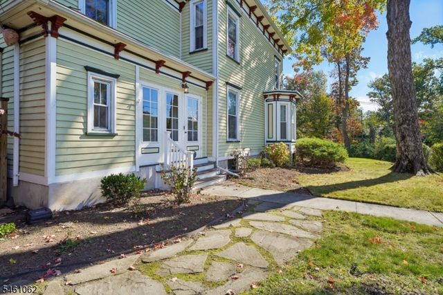 340 Crosson Pl, North Plainfield Boro, NJ 07063