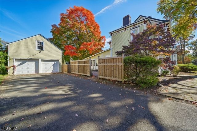 340 Crosson Pl, North Plainfield Boro, NJ 07063
