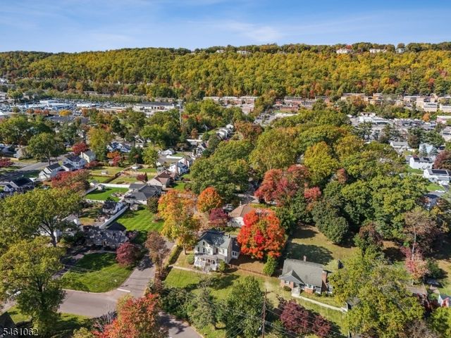 340 Crosson Pl, North Plainfield Boro, NJ 07063
