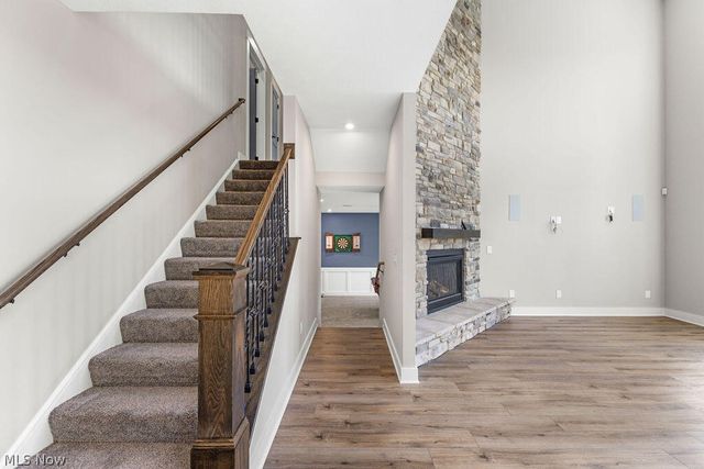 2818 Weeping Pine Drive, Medina, OH 44256