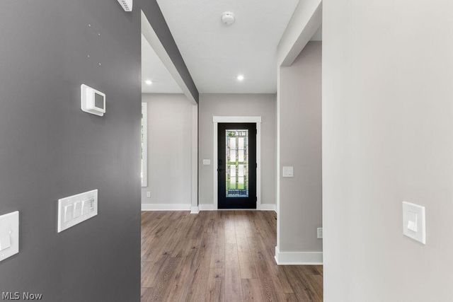 2818 Weeping Pine Drive, Medina, OH 44256