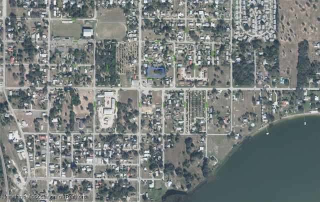 407 E Citico Street, Avon Park, FL 33825