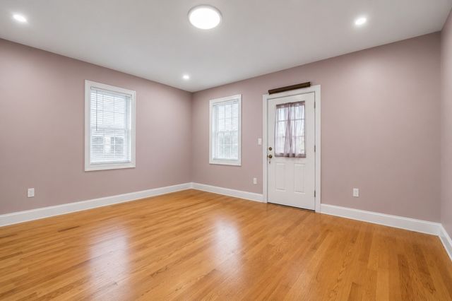 41 Union St A, Weymouth, MA 02190