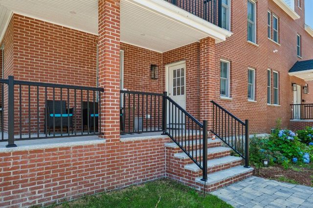 41 Union St A, Weymouth, MA 02190