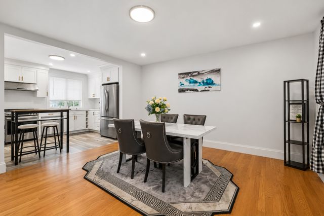 41 Union St A, Weymouth, MA 02190