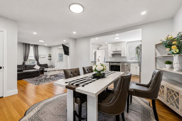41 Union St A, Weymouth, MA 02190