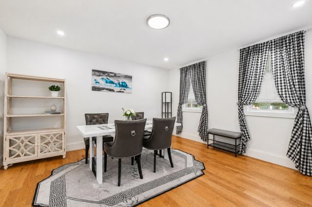 41 Union St A, Weymouth, MA 02190
