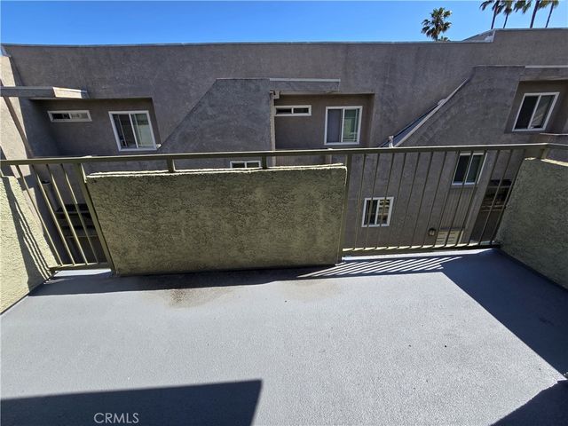 70 Harkness Avenue 4, Pasadena, CA 91106