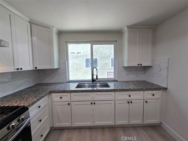 70 Harkness Avenue 4, Pasadena, CA 91106