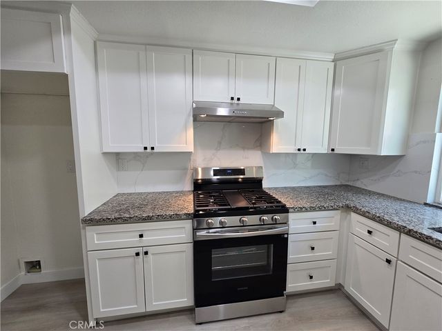 70 Harkness Avenue 4, Pasadena, CA 91106