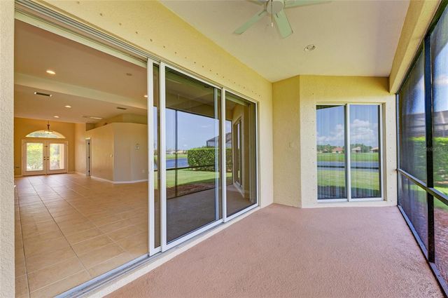 8772 STONE HARBOUR LOOP, Bradenton, FL 34212