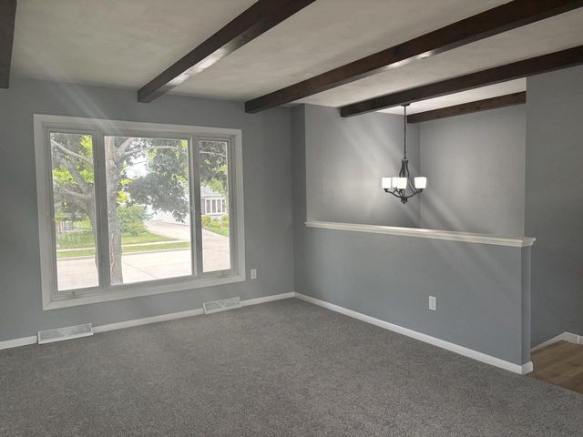 1135 GREENFIELD TRAIL, Oshkosh, WI 54904