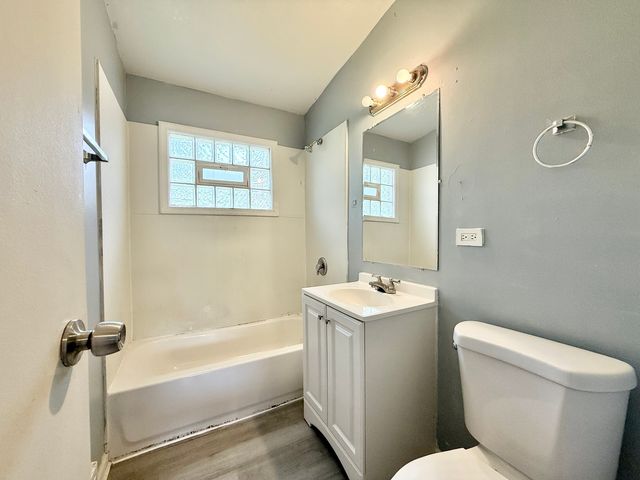 1133 Parkview Avenue, Chicago Heights, IL 60411