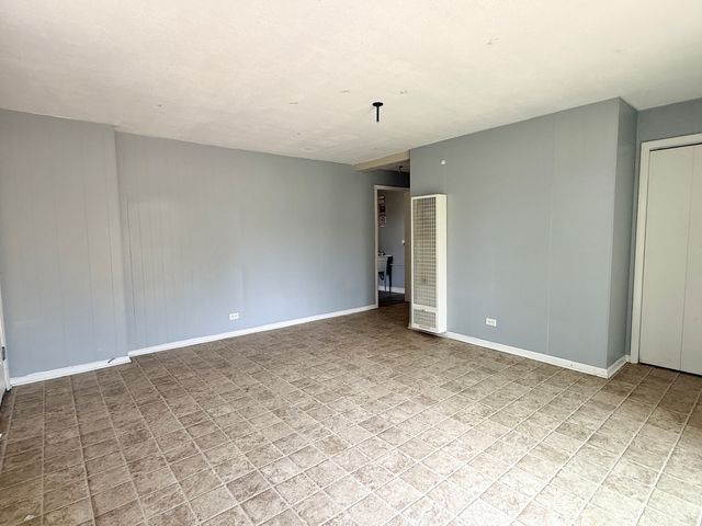 1133 Parkview Avenue, Chicago Heights, IL 60411