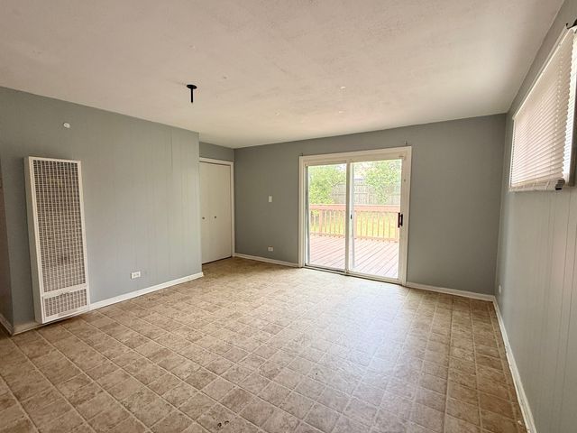 1133 Parkview Avenue, Chicago Heights, IL 60411