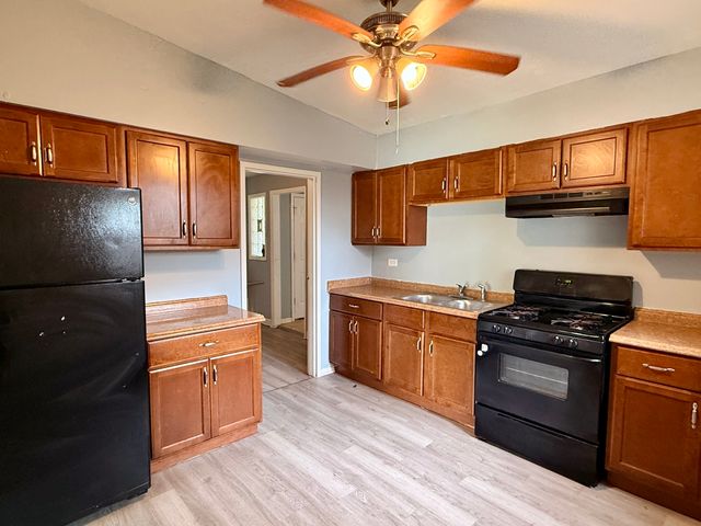 1133 Parkview Avenue, Chicago Heights, IL 60411