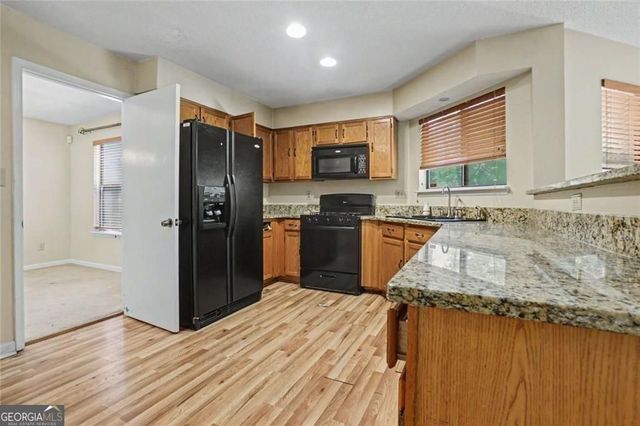 4840 Terrace Green Trace, Stone Mountain, GA 30088