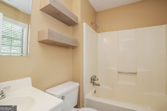 1255 Bishops Lane, Lawrenceville, GA 30045