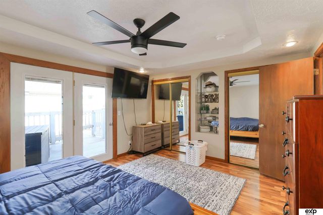 7778 Greenleaf Drive, La Vista, NE 68128