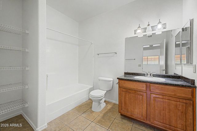 3434 E BASELINE Road 205, Phoenix, AZ 85042
