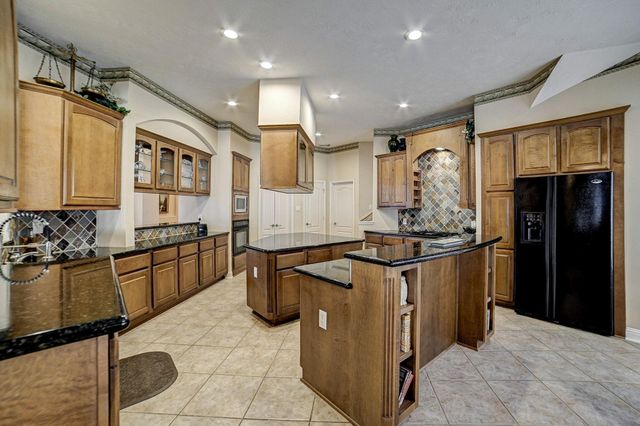 54 Arbor Bend Drive, Houston, TX 77070