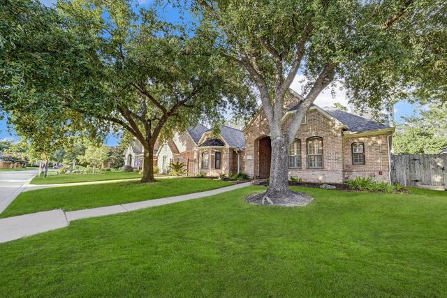 54 Arbor Bend Drive, Houston, TX 77070