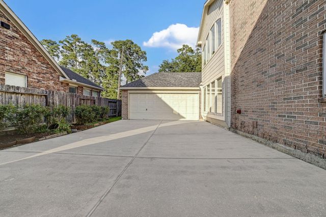 54 Arbor Bend Drive, Houston, TX 77070