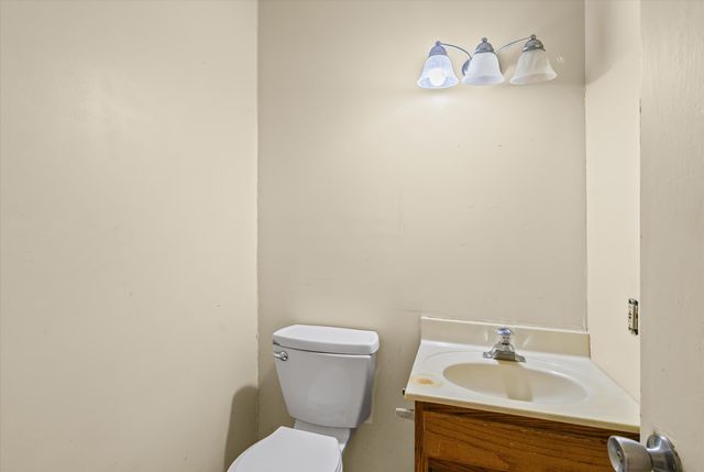 2801 W BROADWAY, Columbia, MO 65203