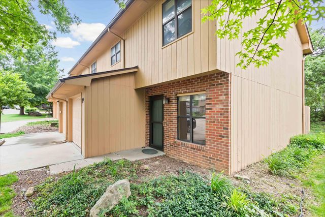 2801 W BROADWAY, Columbia, MO 65203
