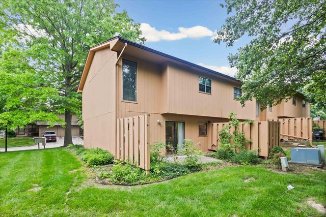 2801 W BROADWAY, Columbia, MO 65203