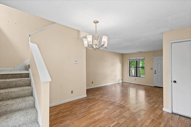 2801 W BROADWAY, Columbia, MO 65203